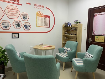 上海試點(diǎn)心理咨詢服務(wù)進(jìn)社區(qū)，健康信息咨詢助力民眾家門口解“心病”